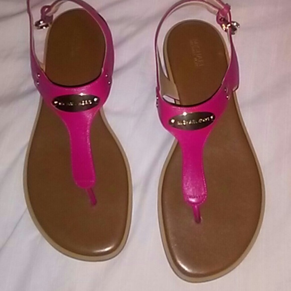 Sandals - Picture 1 of 4